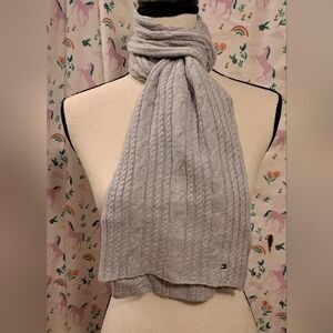 EUC Y2K Tommy Hilfiger Grey Alpaca Knit Neutral Casual Boho Prep Scarf Wrap